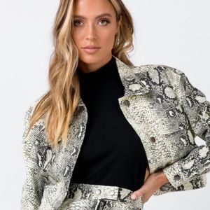 PRINCESS POLLY SNAKESKIN JACKET